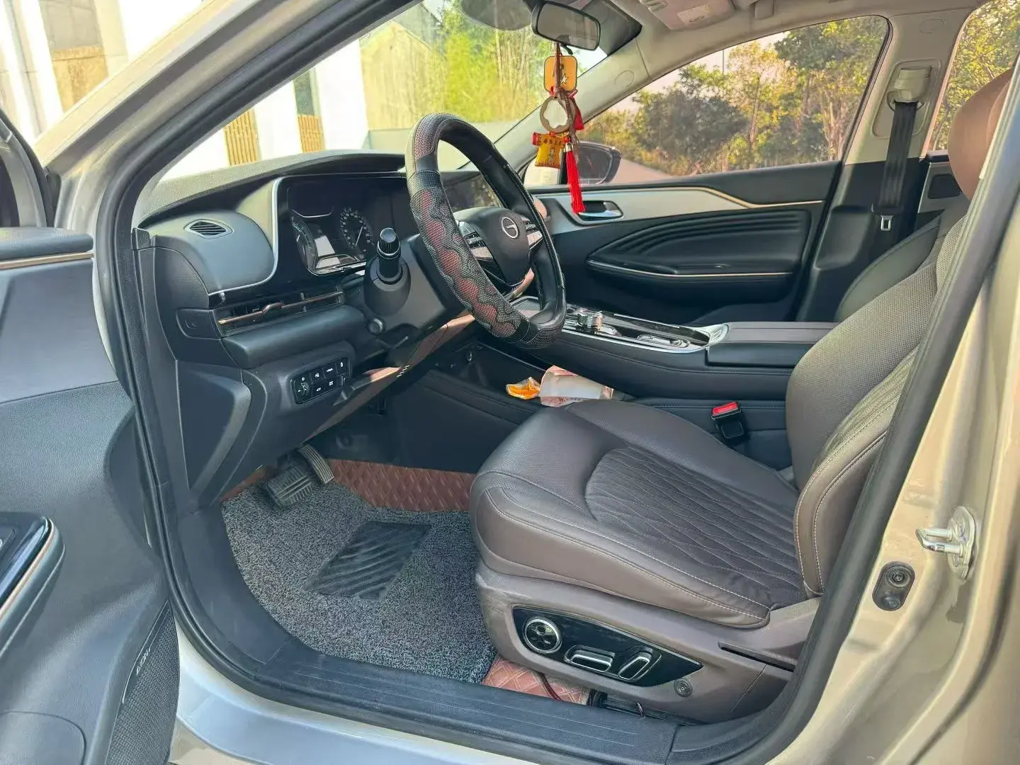 2022 AION S thumbnail 4