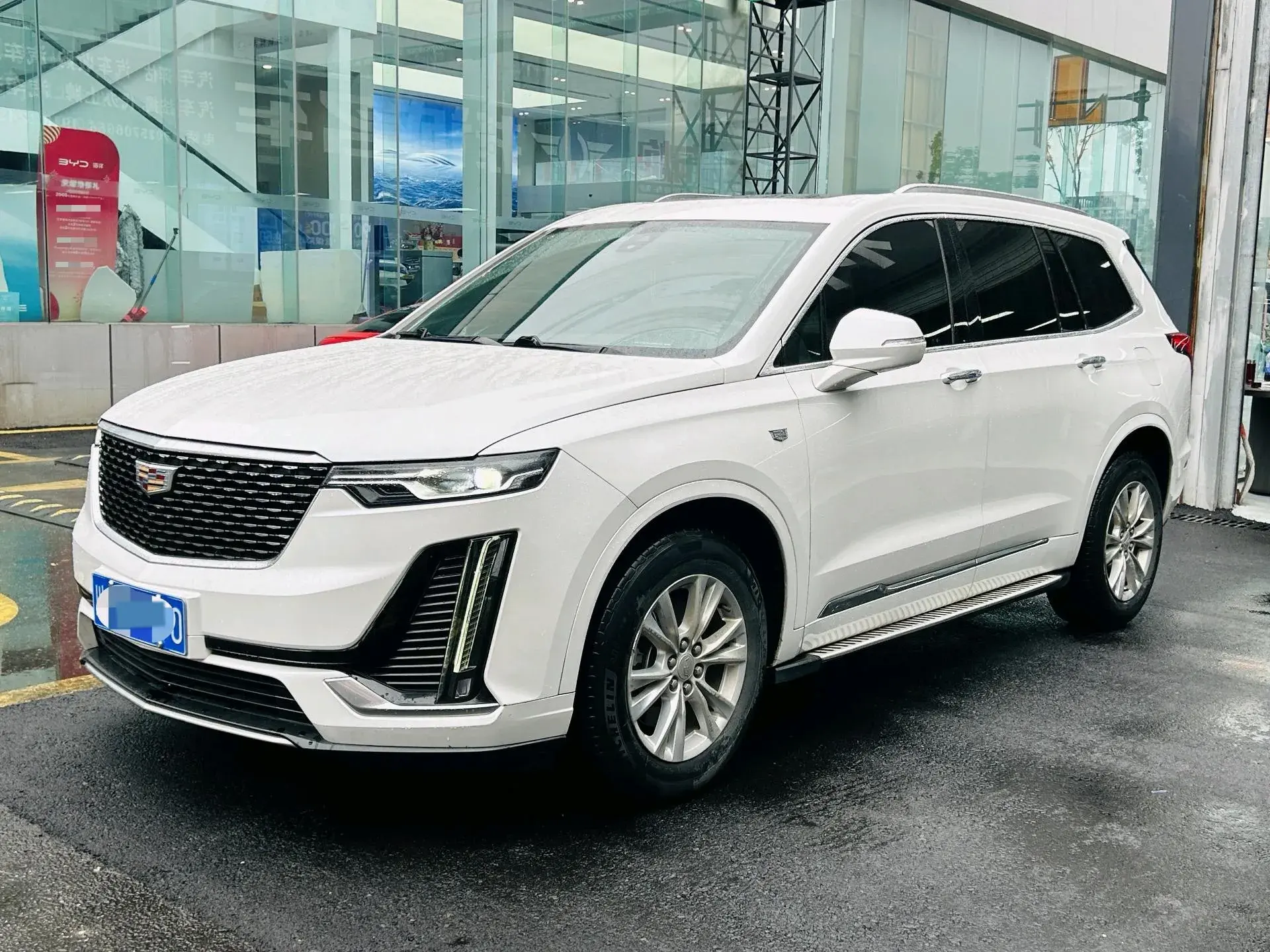 2021 CADILLAC XT6 view 1