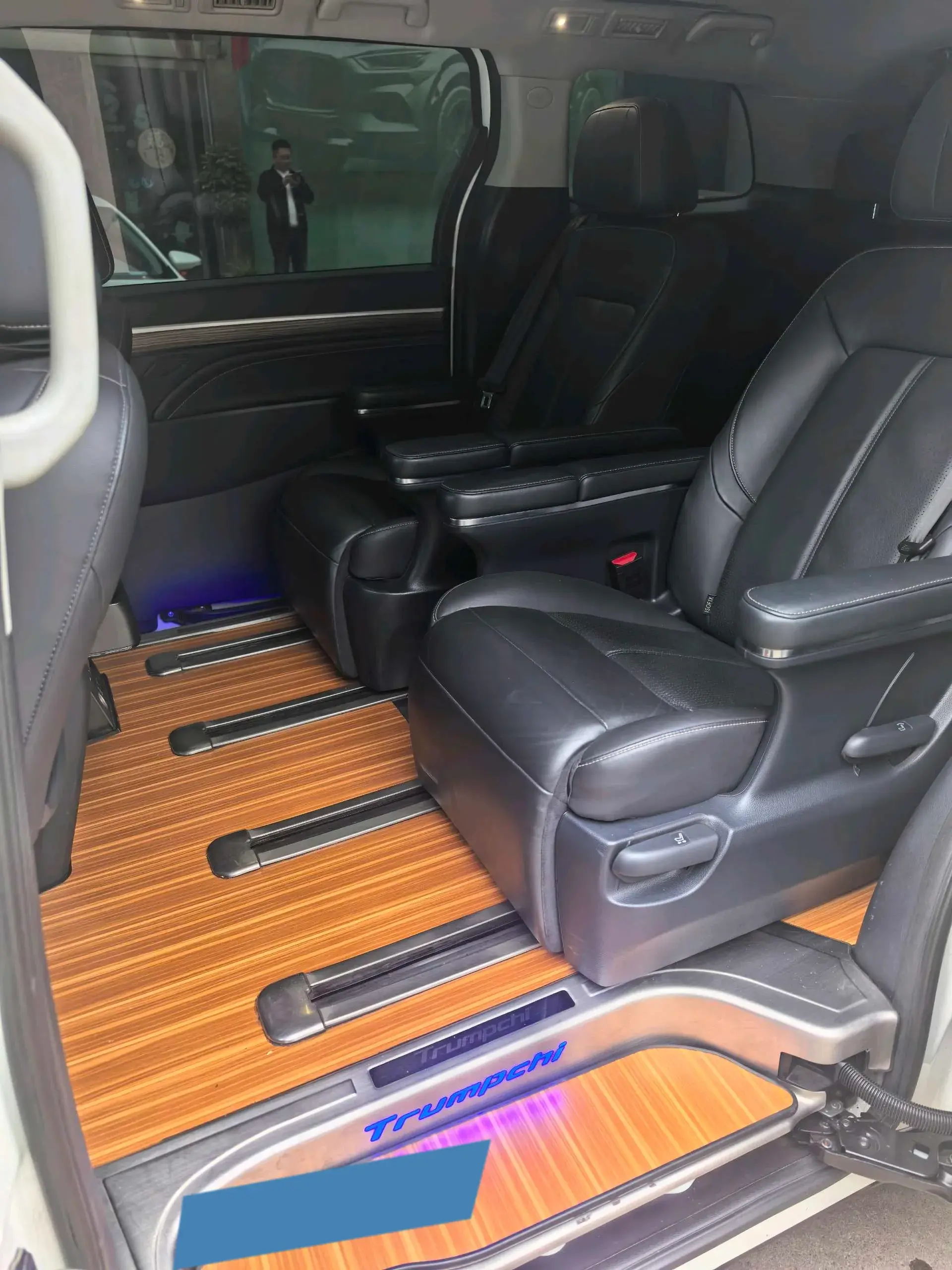 2021 GAC TRUMPCHI thumbnail 3