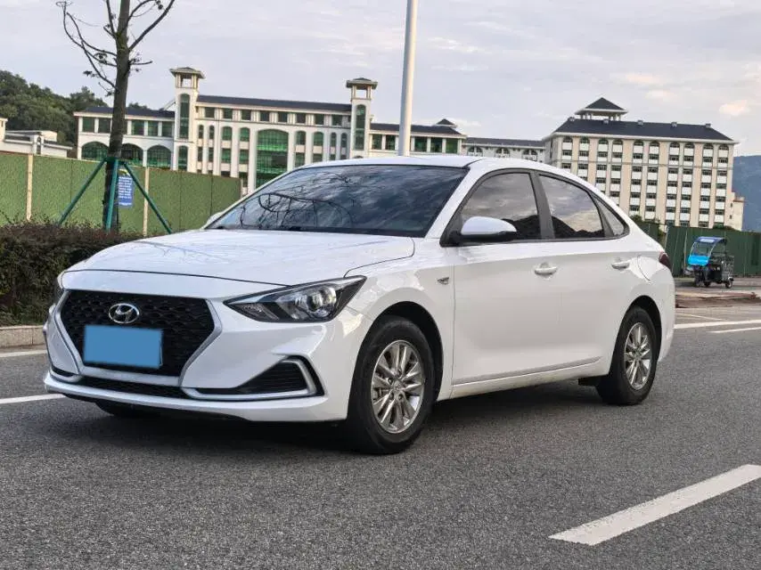 2017 HYUNDAI CELESTA view 1