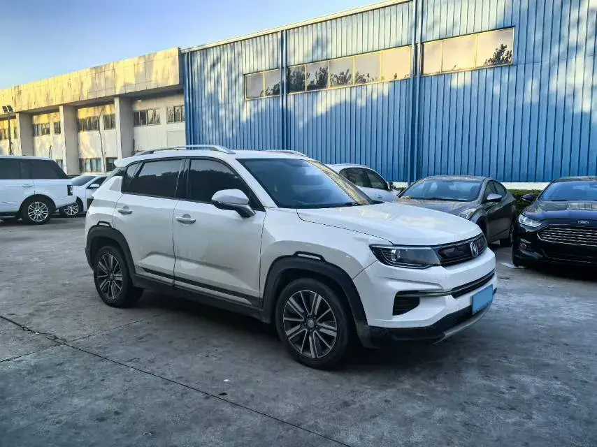 2019 CHANGAN CS35 thumbnail 3