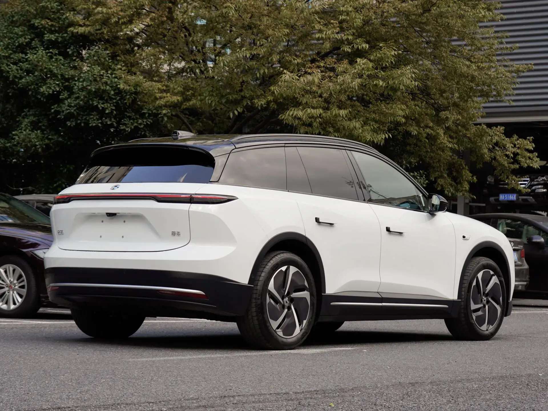 2024 NIO ES6 thumbnail 4