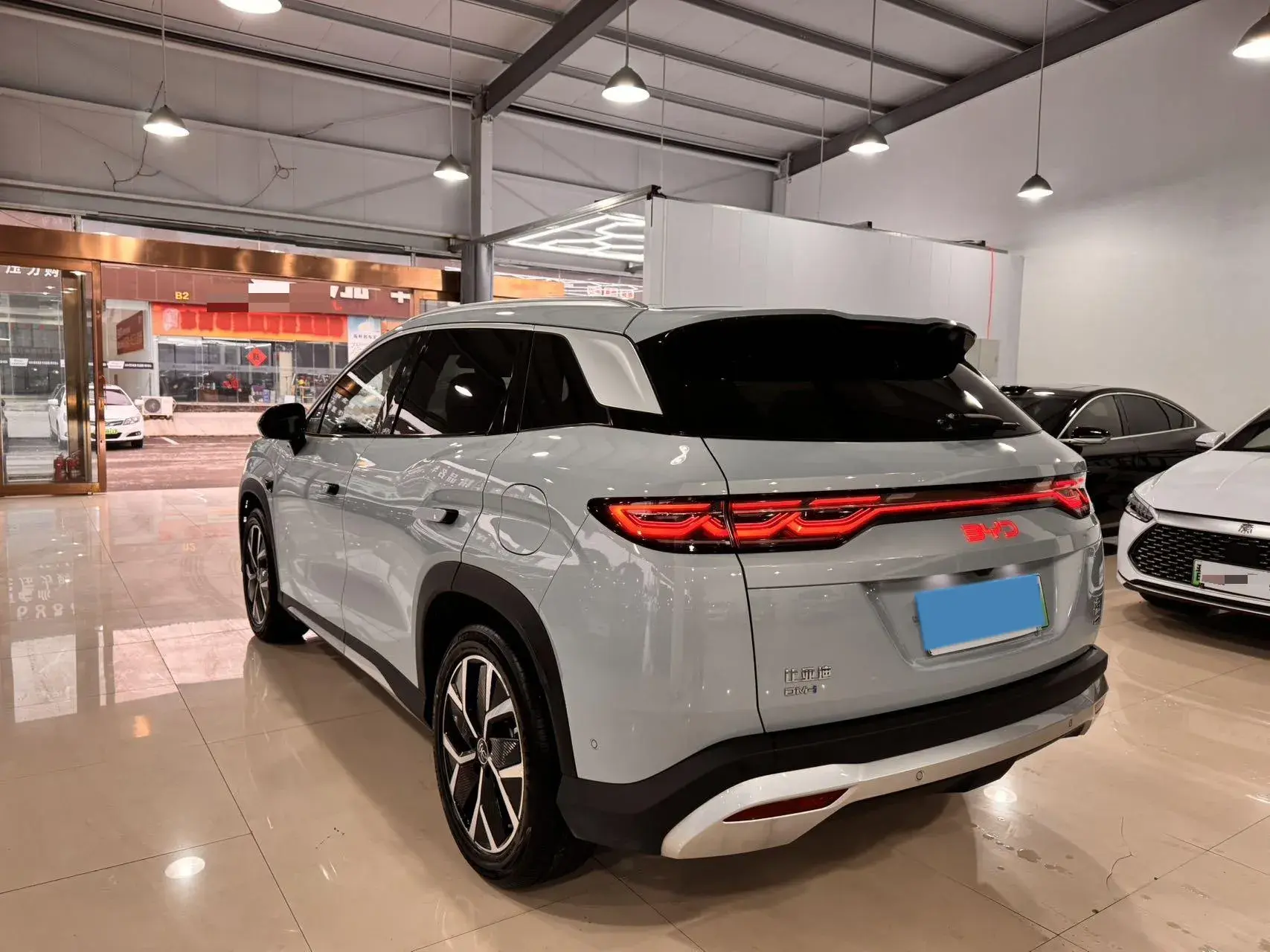 2025 BYD SONGL thumbnail 3