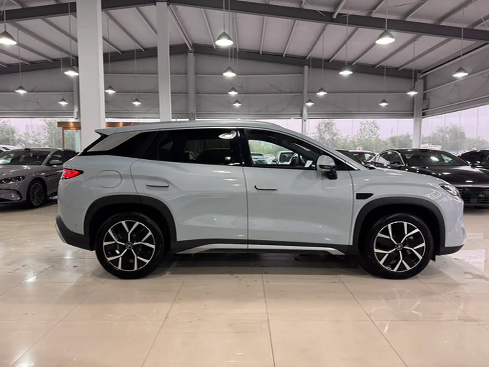 2025 BYD SONGL thumbnail 4