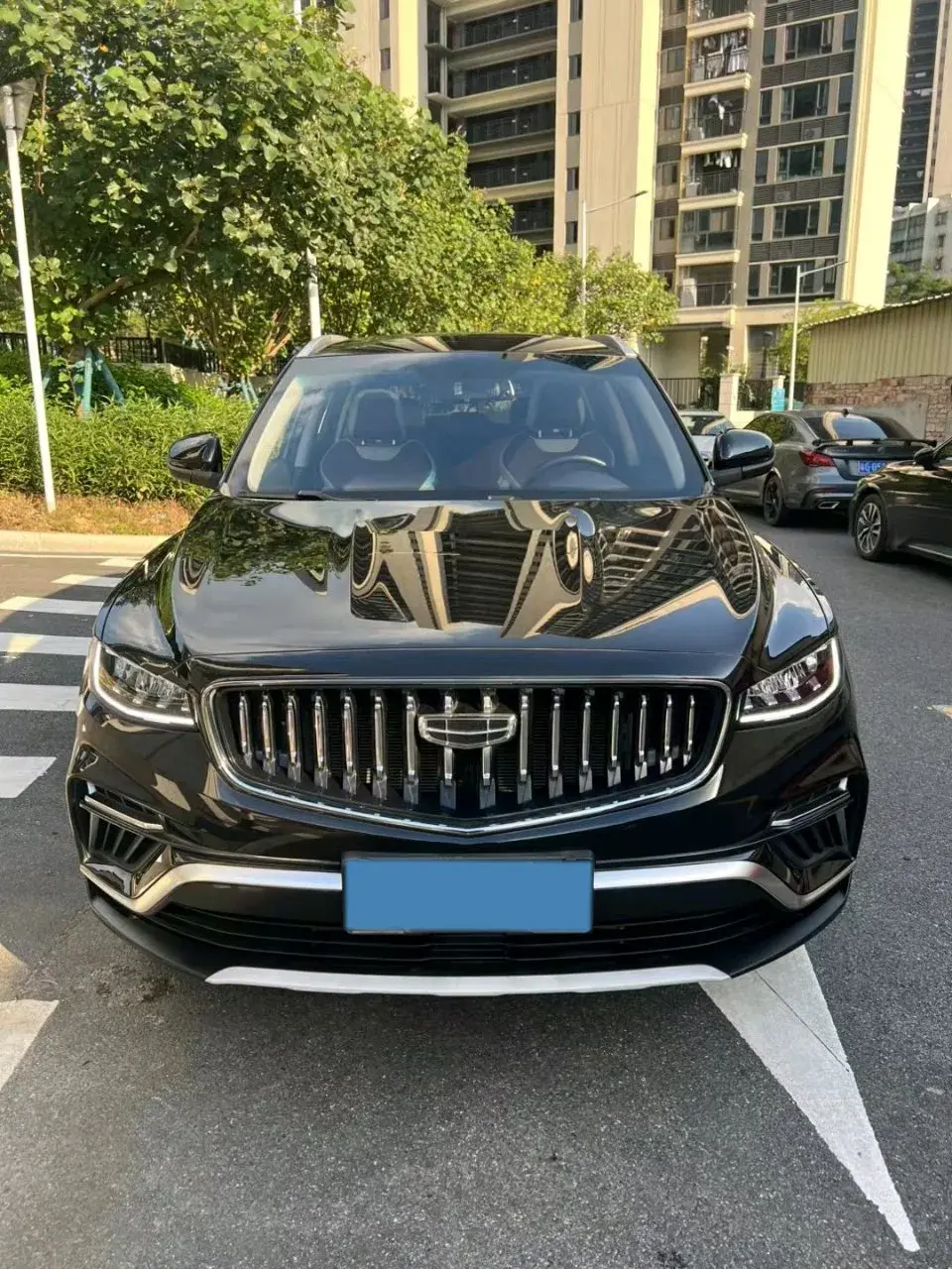 2022 GEELY AZKARRA thumbnail 2