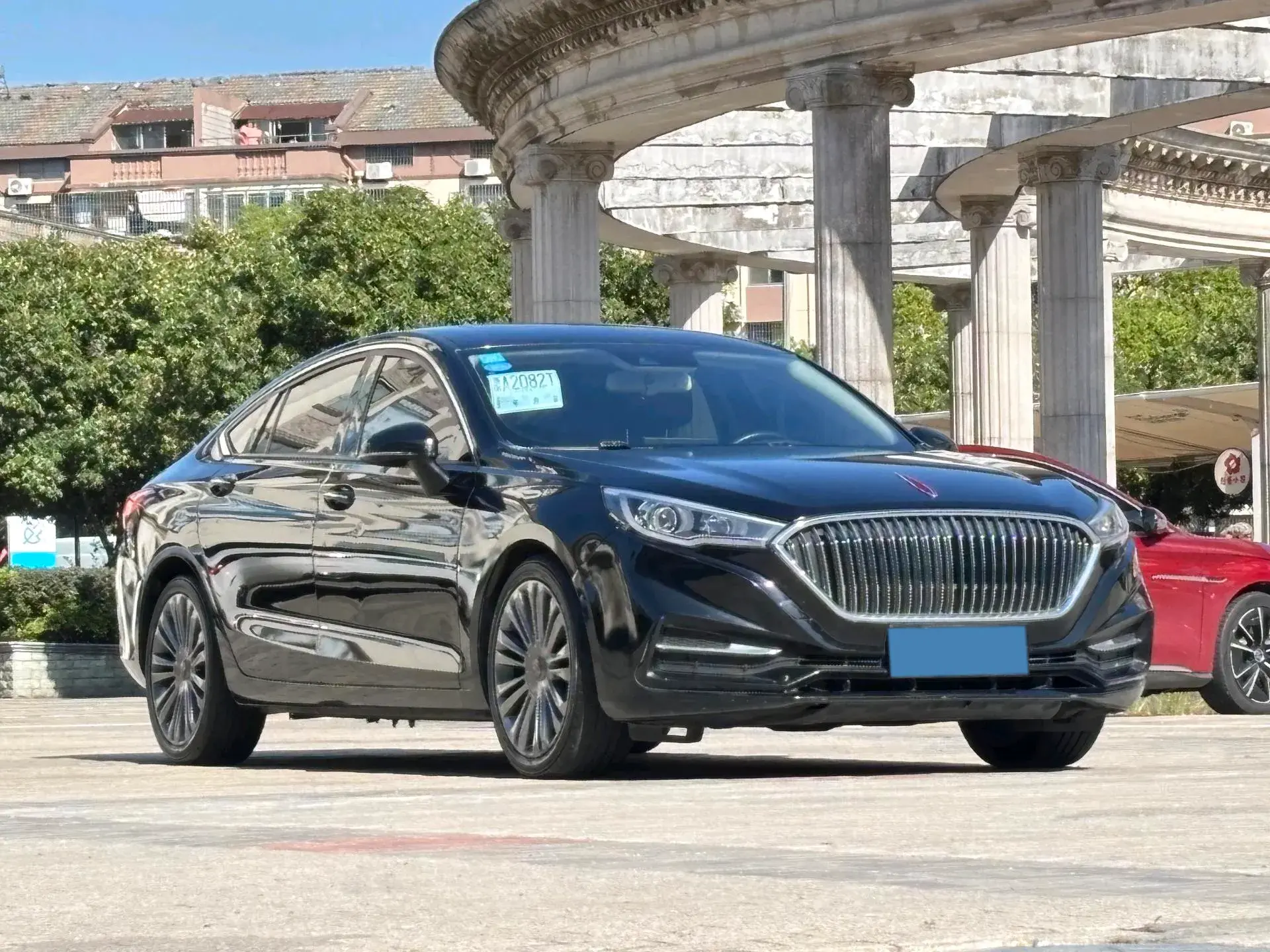 2019 HONGQI H5 thumbnail 3