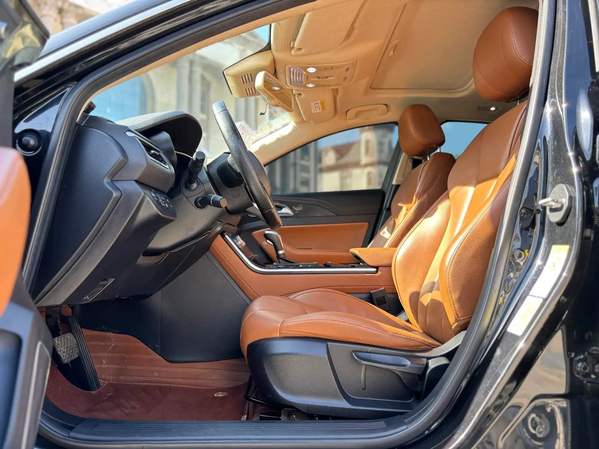 2019 HONGQI H5 thumbnail 4