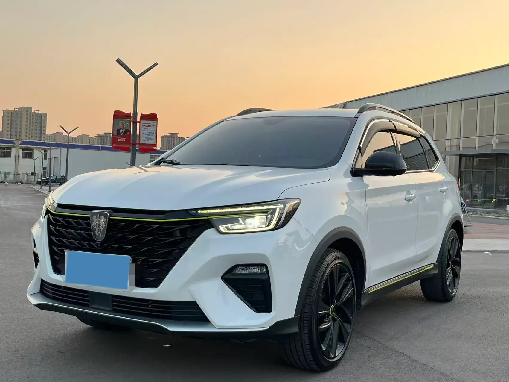 2021 ROEWE RX5 view 1