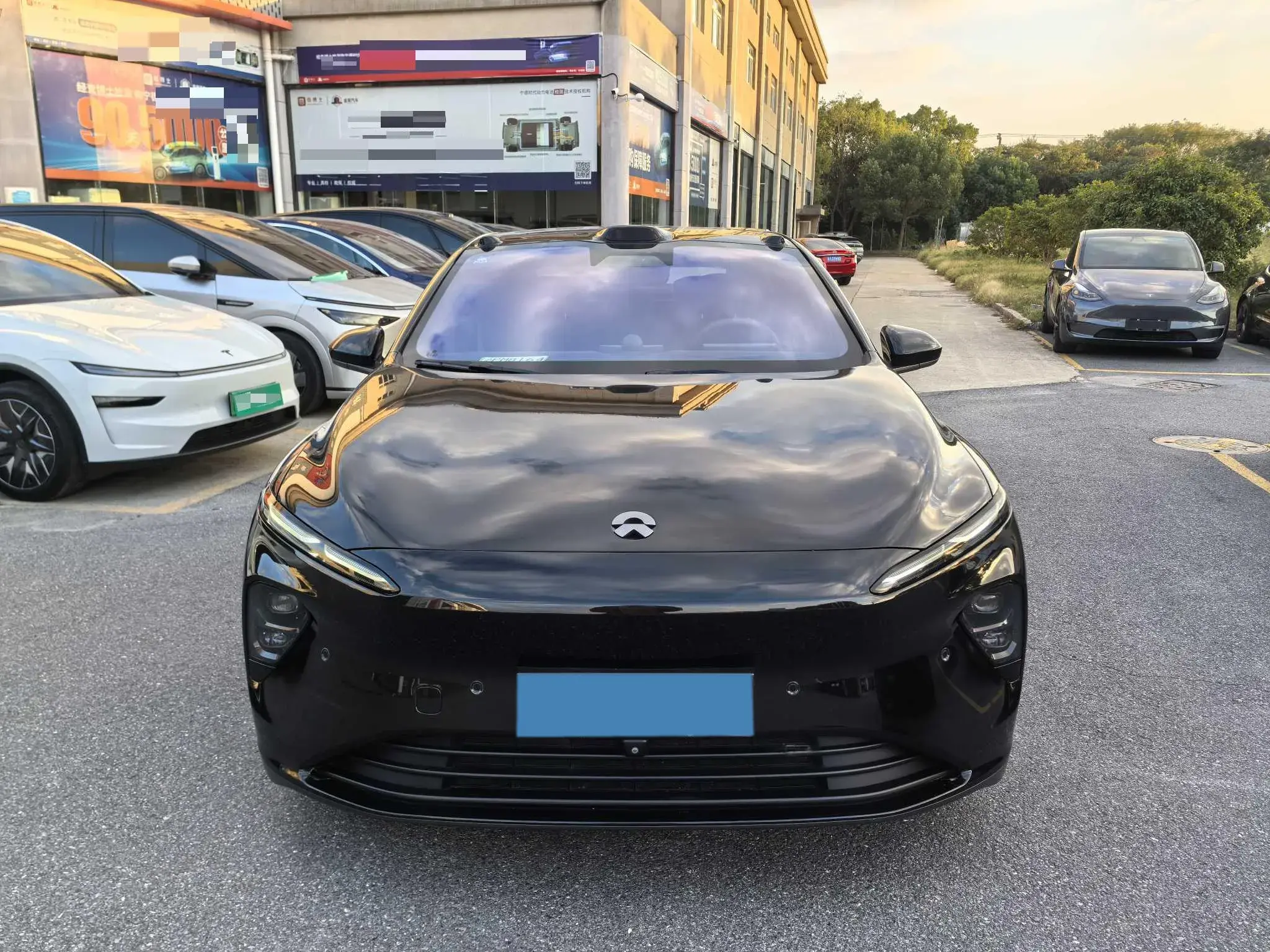 2023 NIO ET7 thumbnail 2