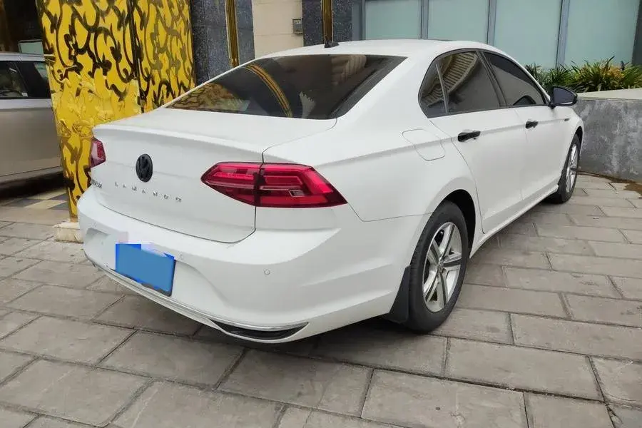 2021 VOLKSWAGEN LAMANDO thumbnail 2