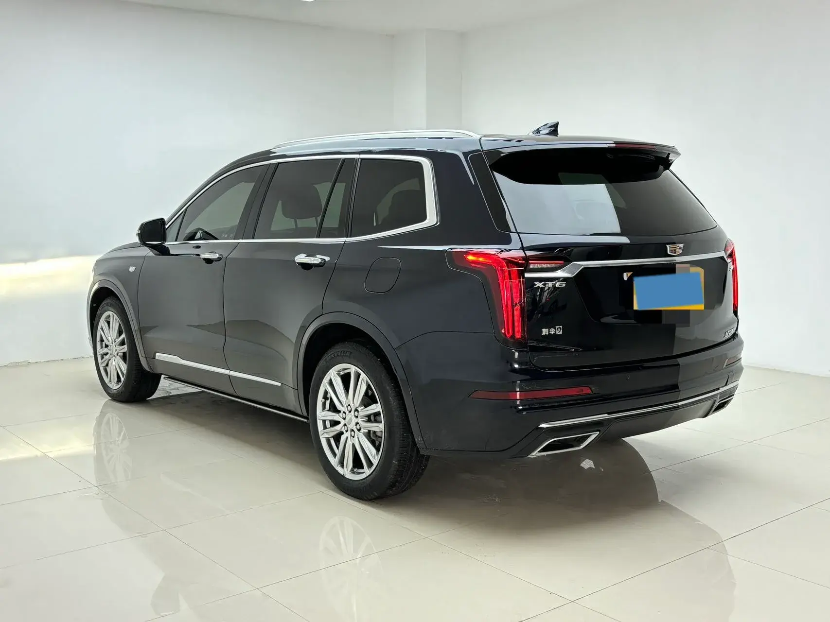 2022 CADILLAC XT6 thumbnail 4