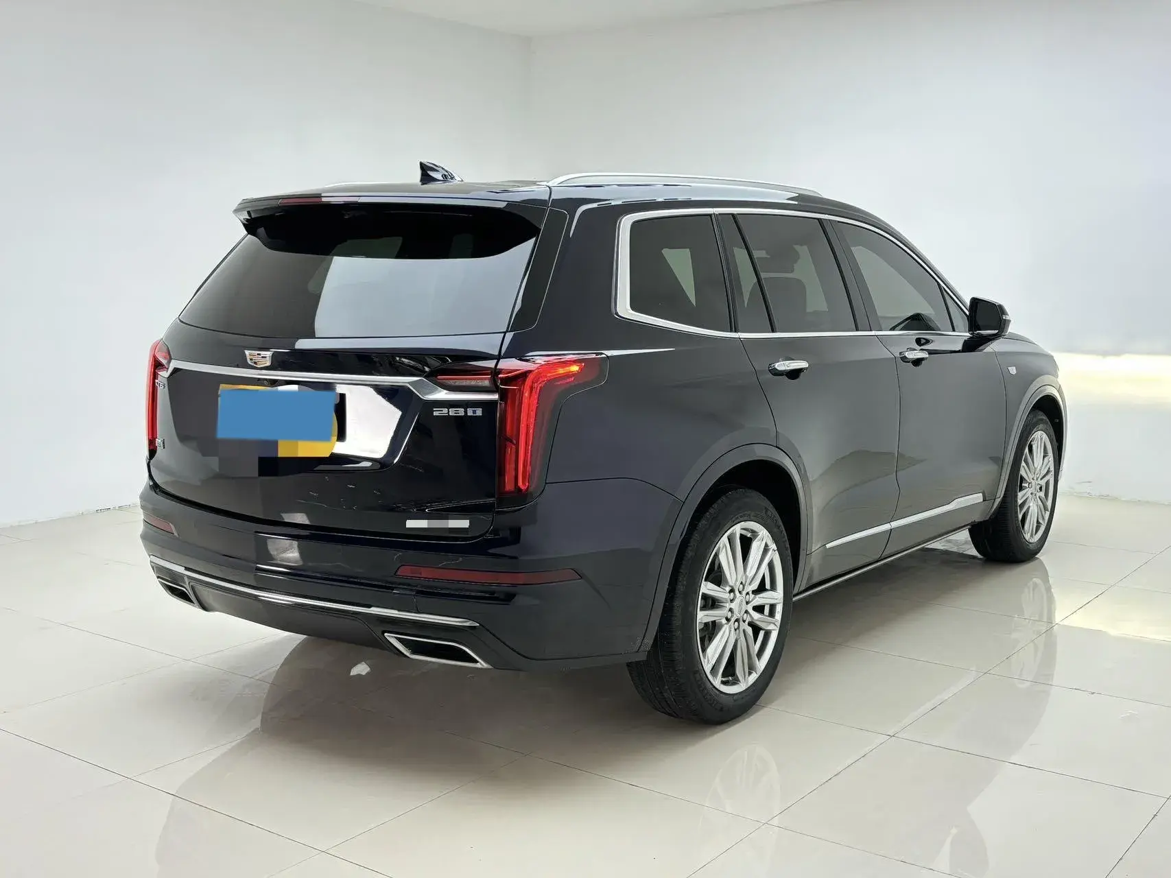 2022 CADILLAC XT6 thumbnail 3