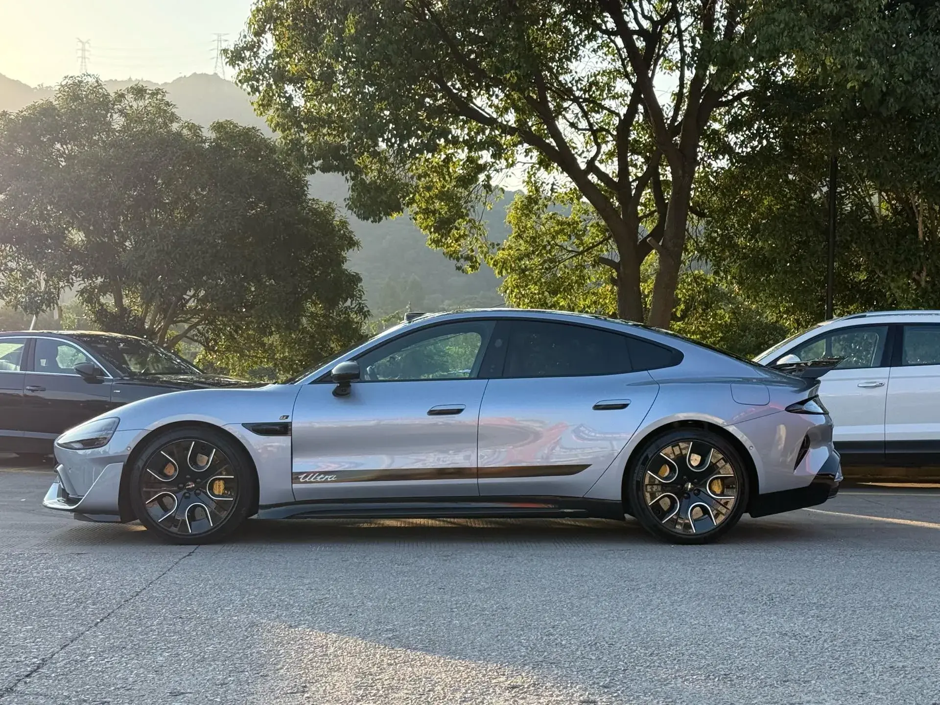 2025 MI SU7 thumbnail 3