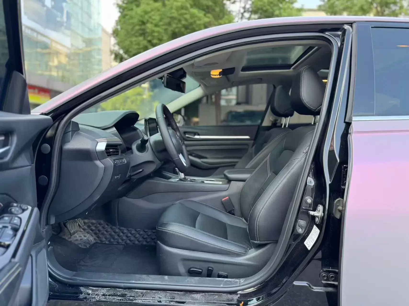 2021 NISSAN TEANA thumbnail 4