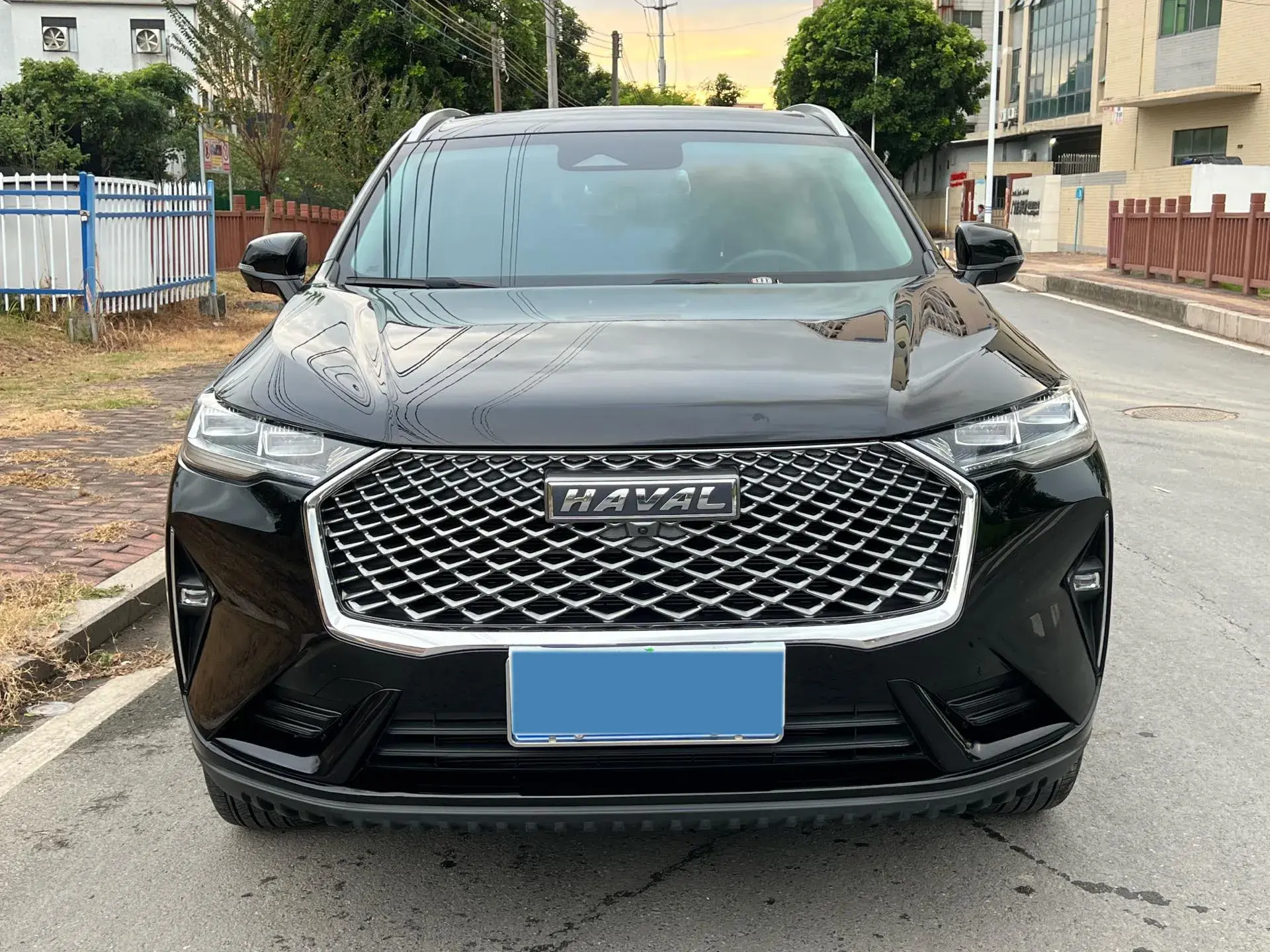 2022 HAVAL H6 thumbnail 2