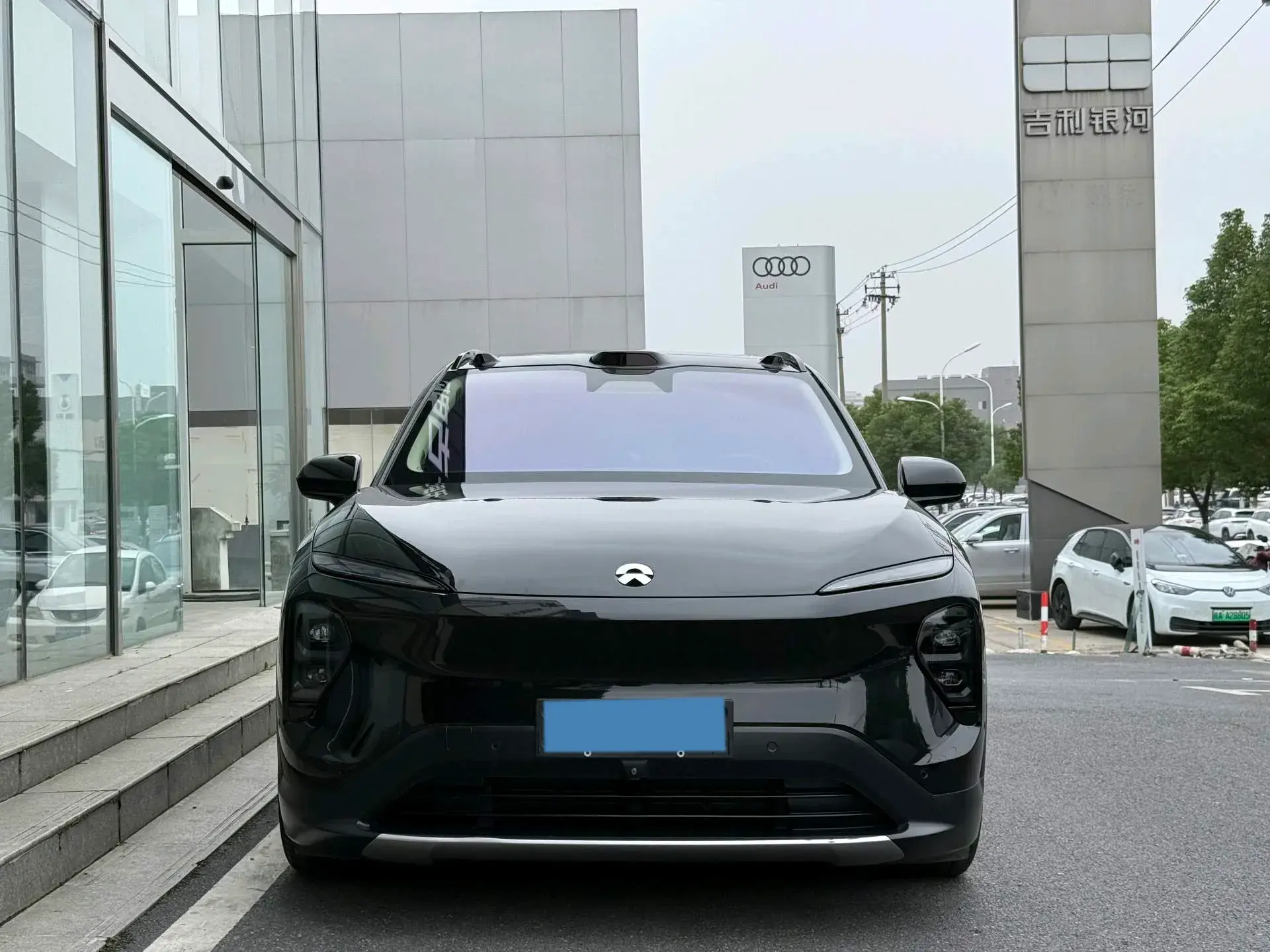 2022 NIO ES7 thumbnail 3