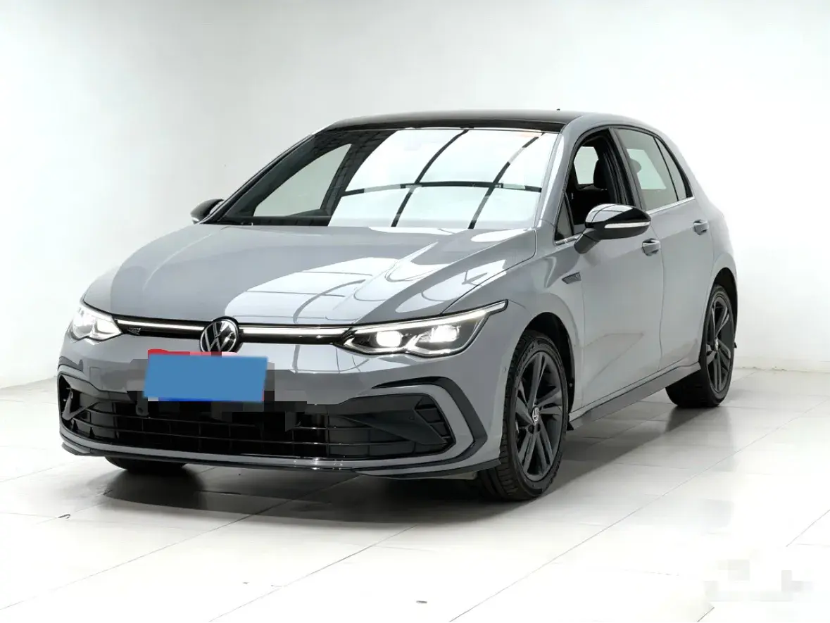 2023 VOLKSWAGEN GOLF view 1