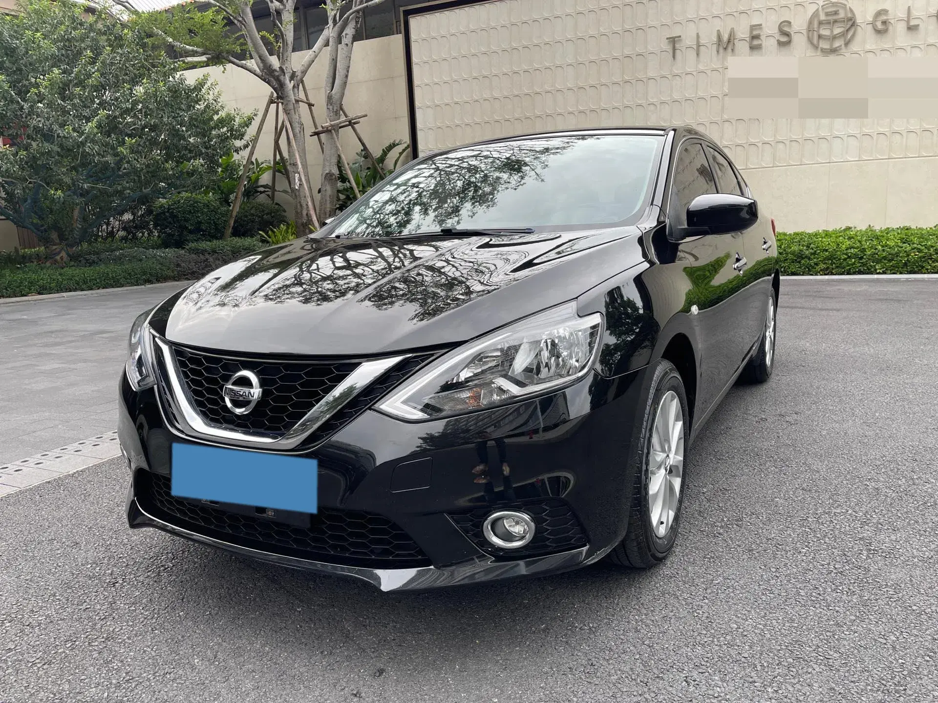 2022 NISSAN SYLPHY view 1