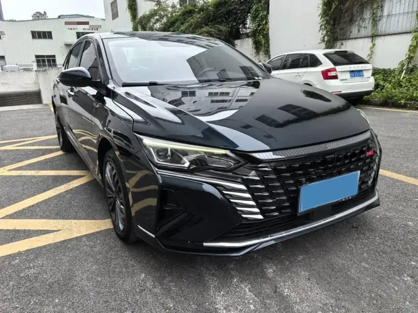 2021 DONGFENG AEOLUS thumbnail 3