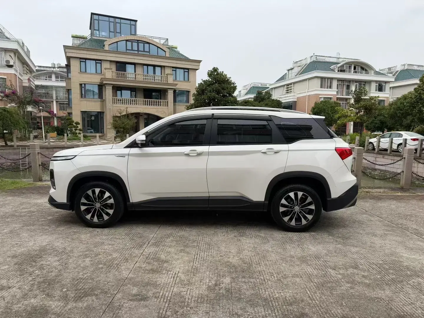 2020 BAOJUN 530 thumbnail 2