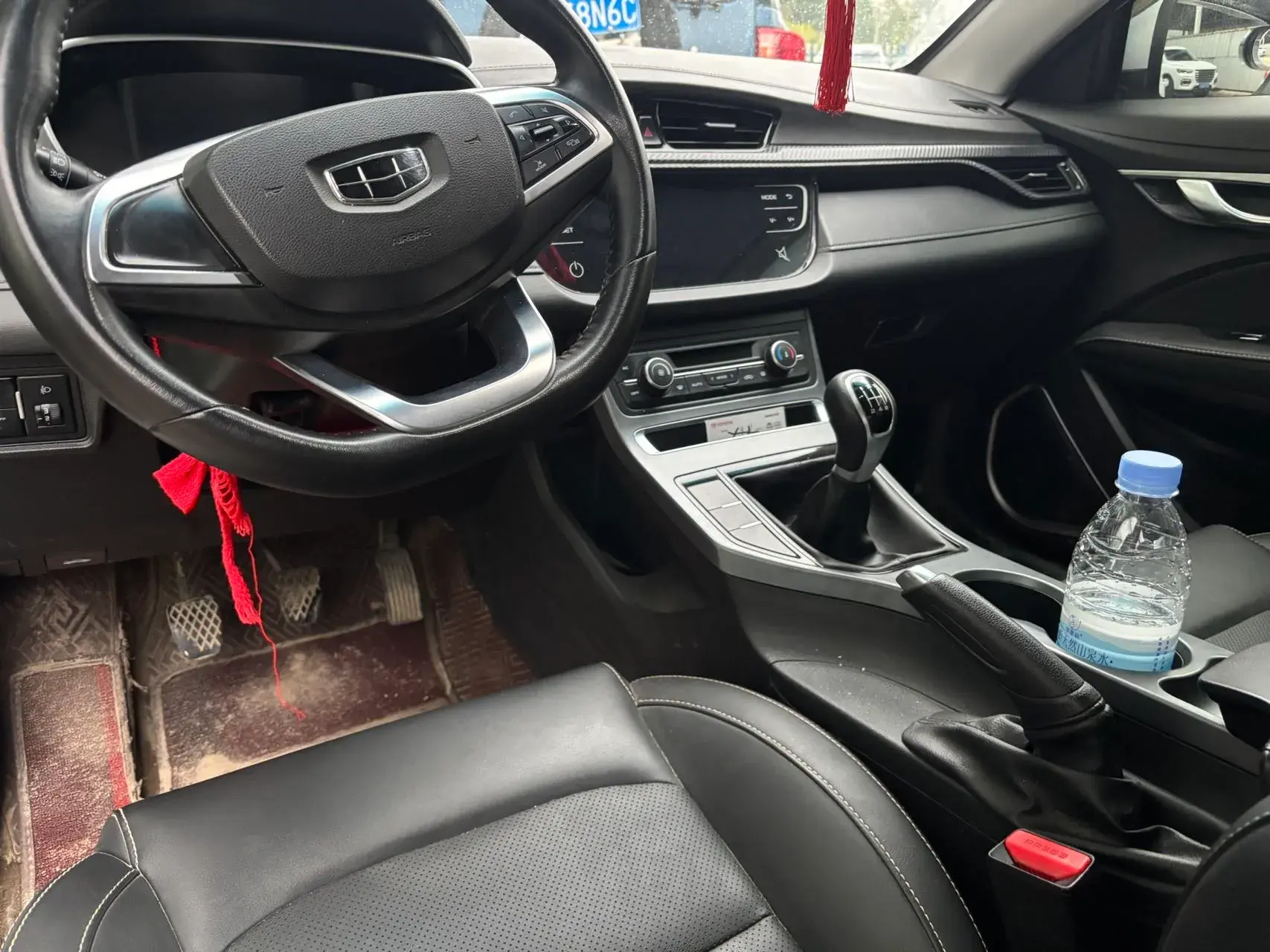 2019 GEELY EMGRAND thumbnail 3