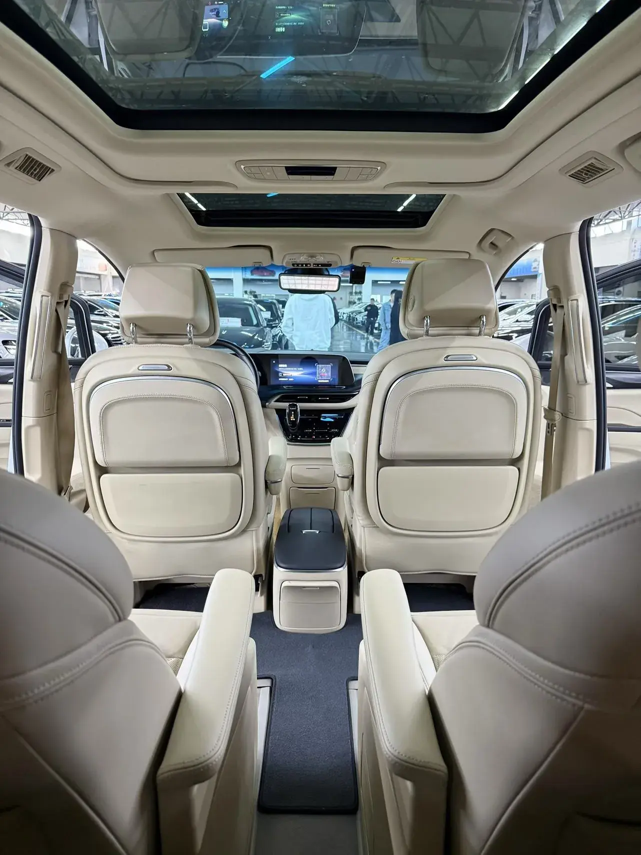 2023 BUICK GL8 thumbnail 3