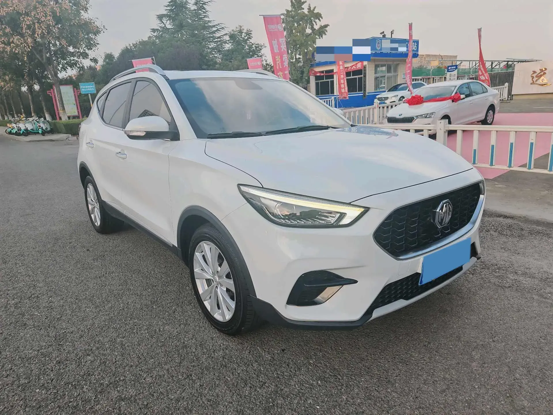 2020 MG ZS thumbnail 2