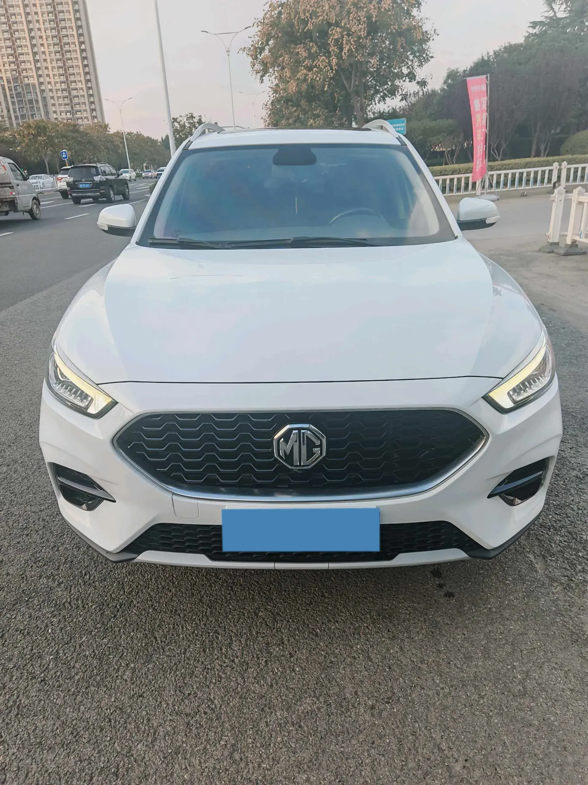 2020 MG ZS thumbnail 3