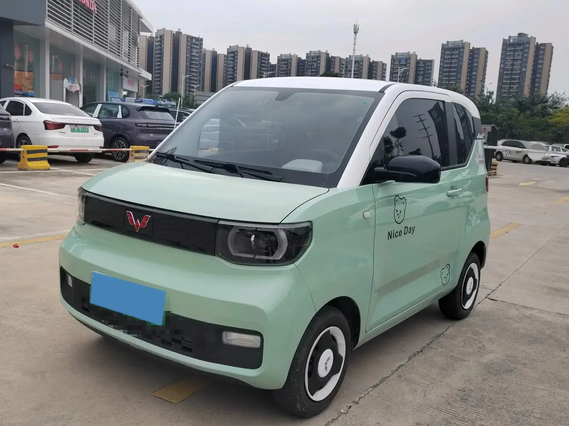 2021 WULING HONGGUANG view 1
