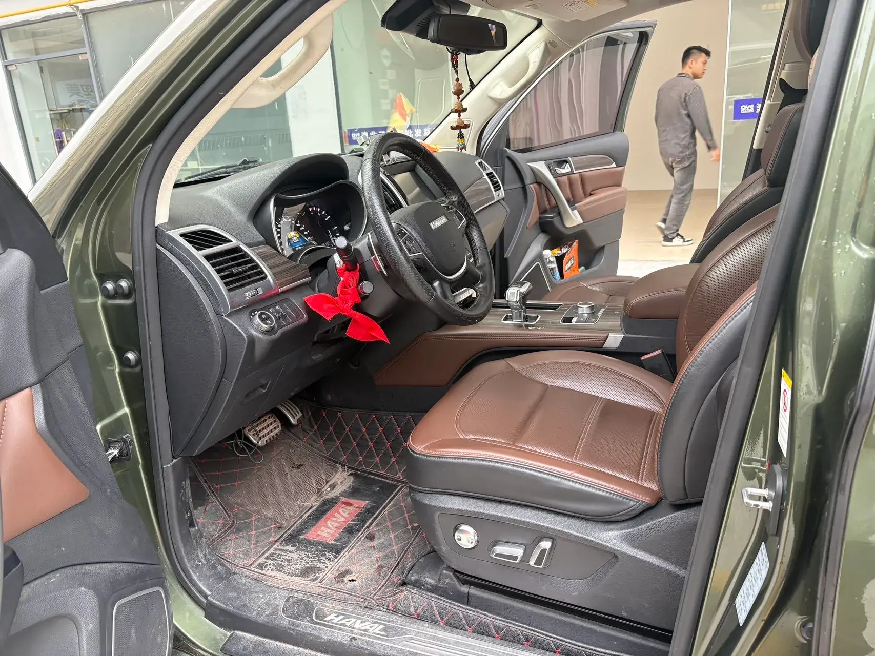 2017 HAVAL H9 thumbnail 3