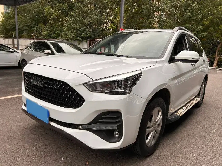 2019 HAVAL M6 view 1