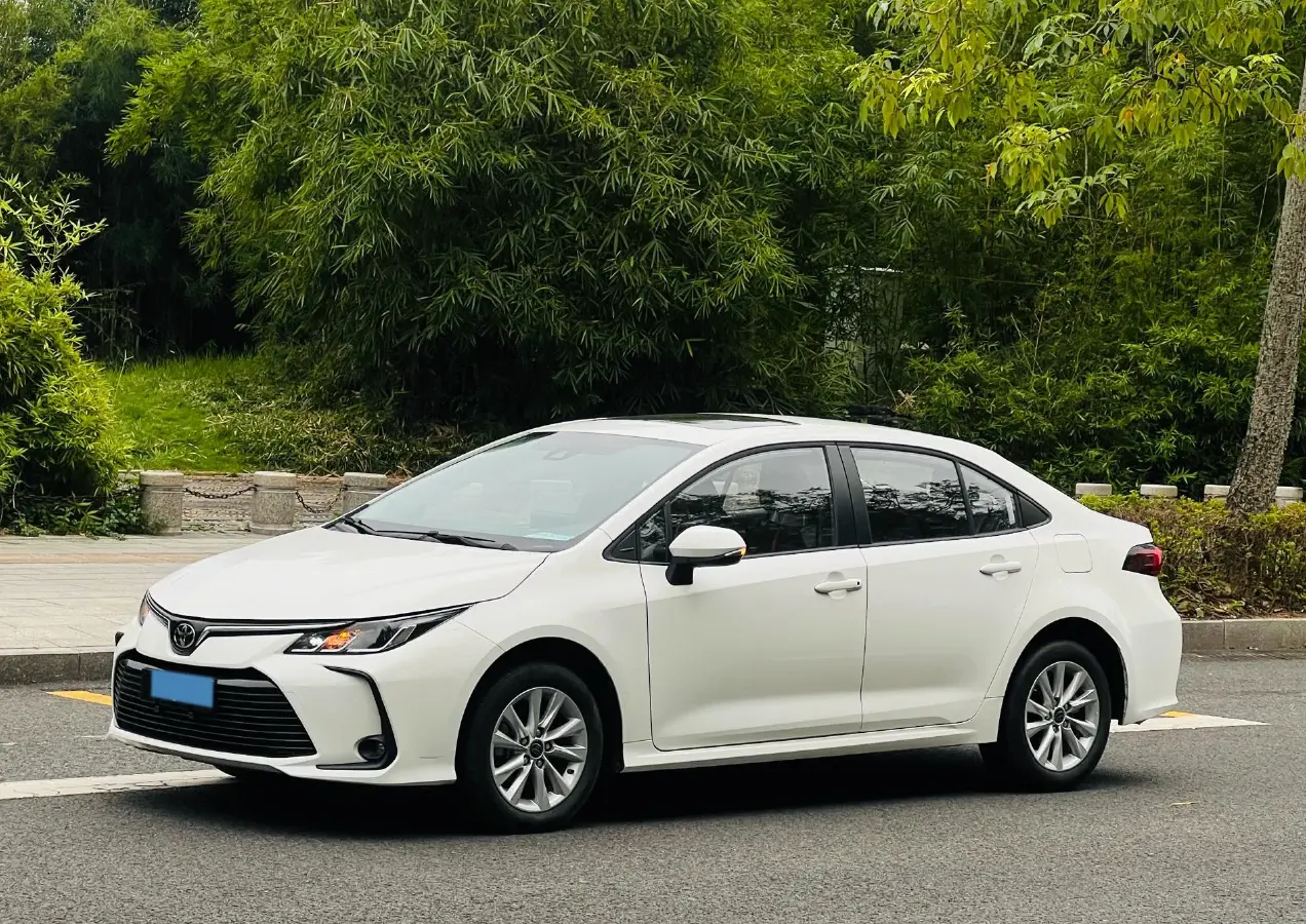 2021 Toyota Corolla 1.2T 116HP L4 CVT