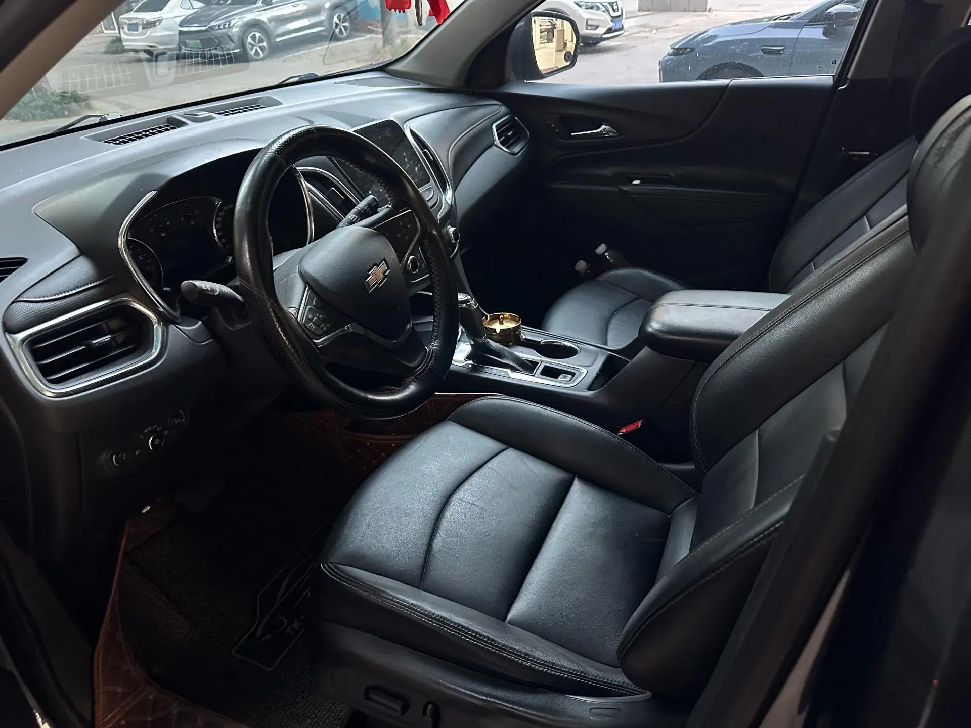 2018 CHEVROLET EQUINOX thumbnail 3