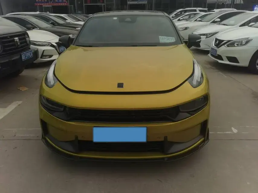 2019 LYNK&CO 03 thumbnail 2