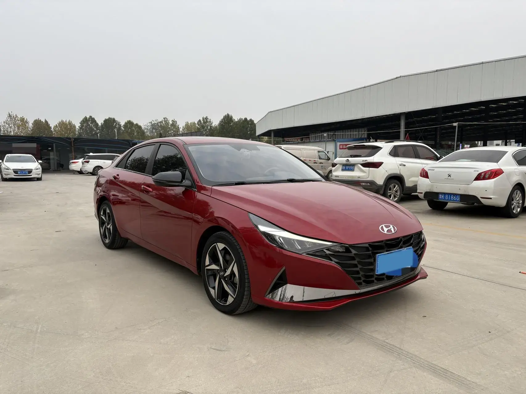 2021 HYUNDAI ELANTRA thumbnail 3