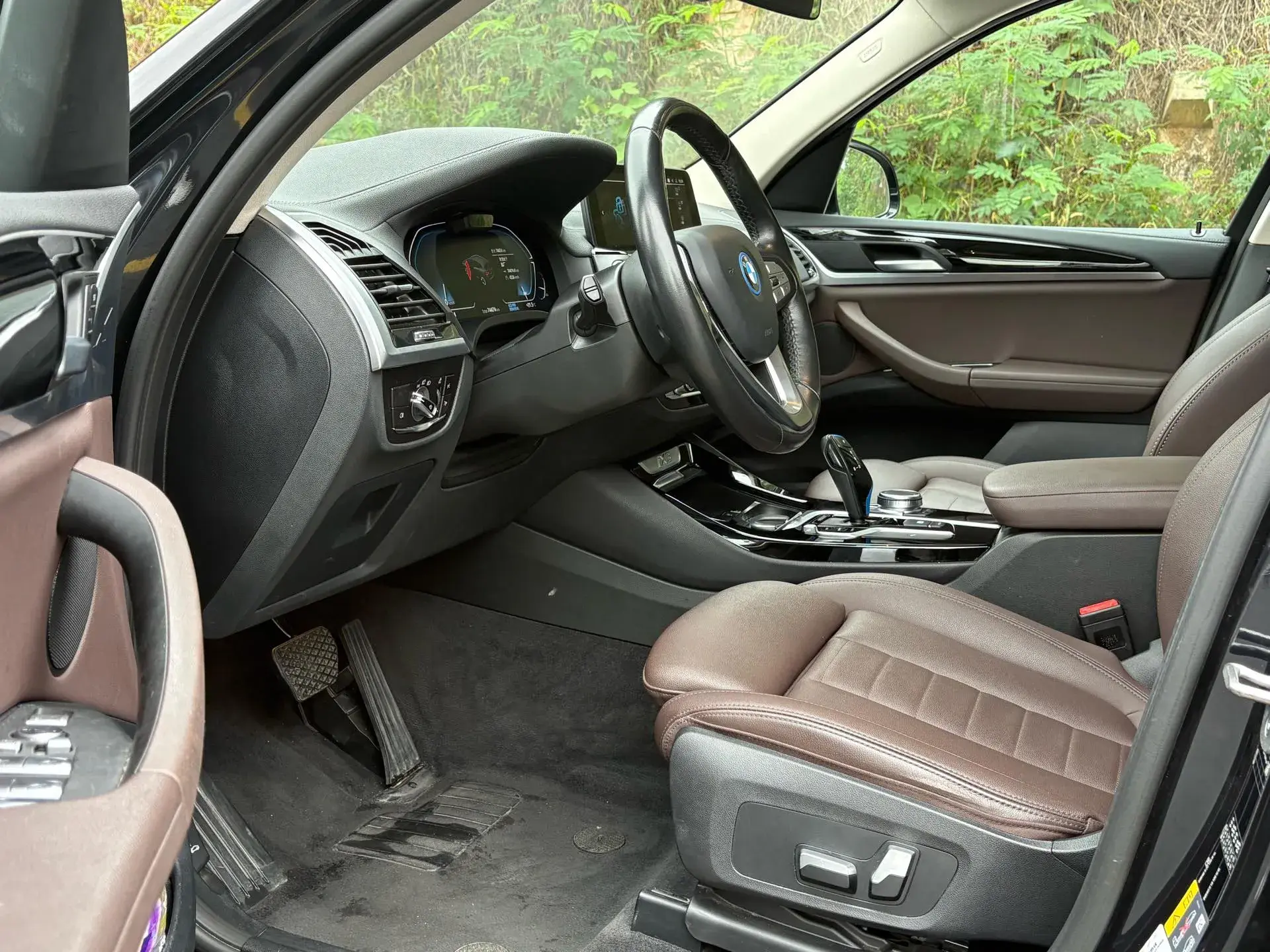 2020 BMW X1 thumbnail 4