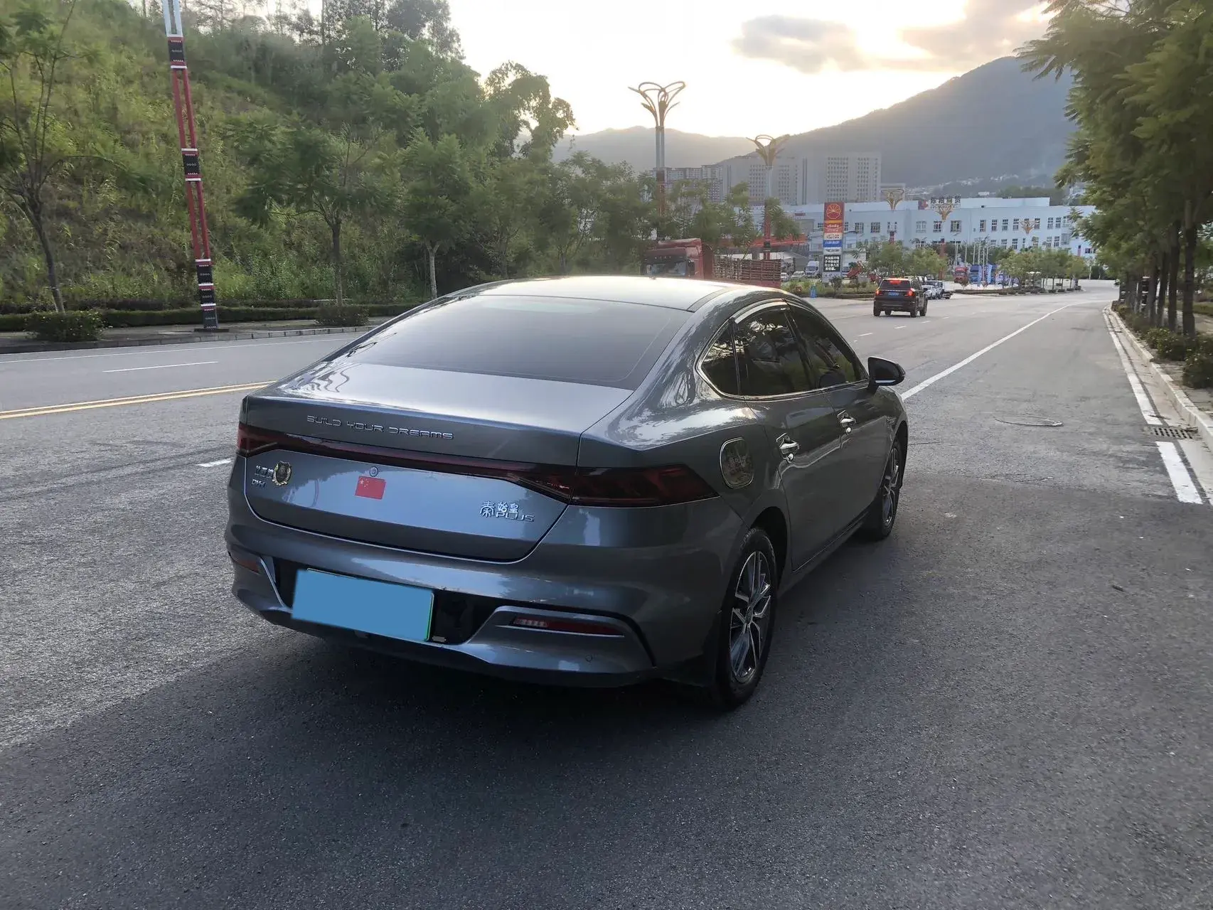 2023 BYD QIN thumbnail 4