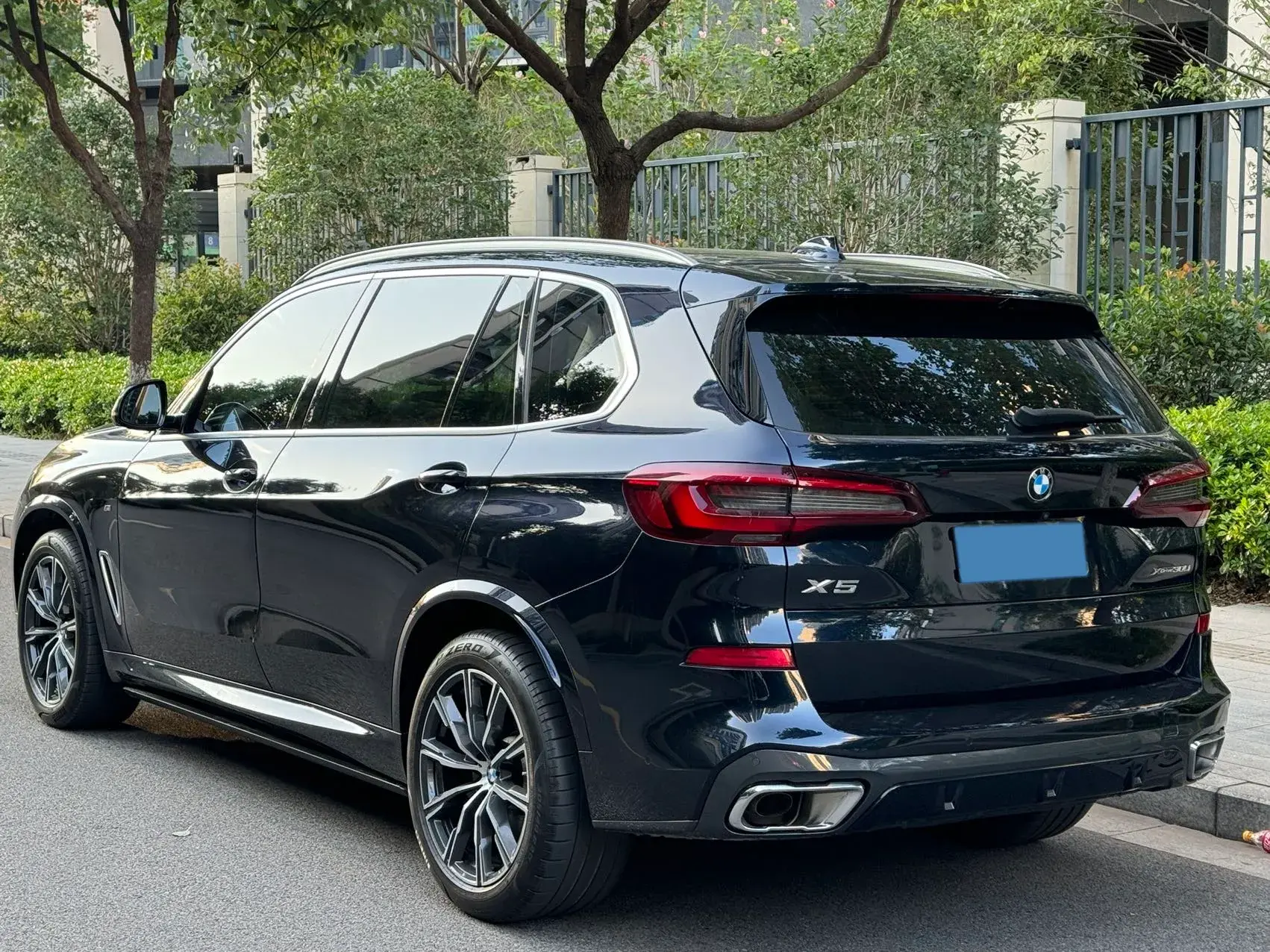2022 BMW X5 thumbnail 4