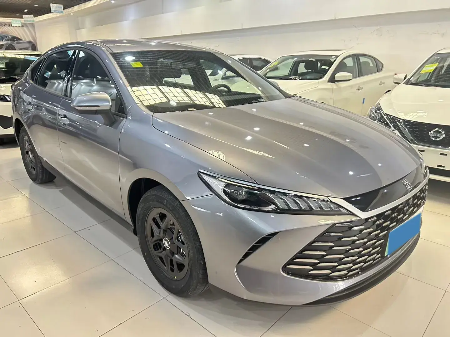 2025 BYD SEAL05 thumbnail 3