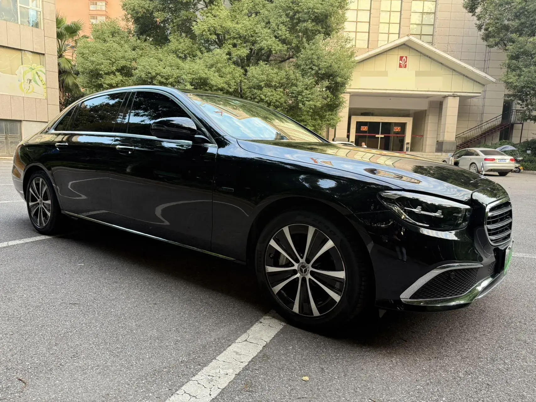 2021 MERCEDES-BENZ E thumbnail 3