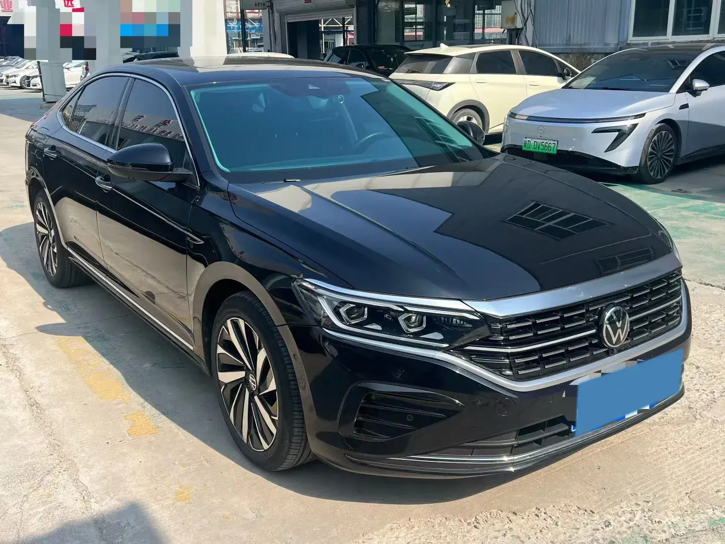 2023 VOLKSWAGEN PASSAT thumbnail 3