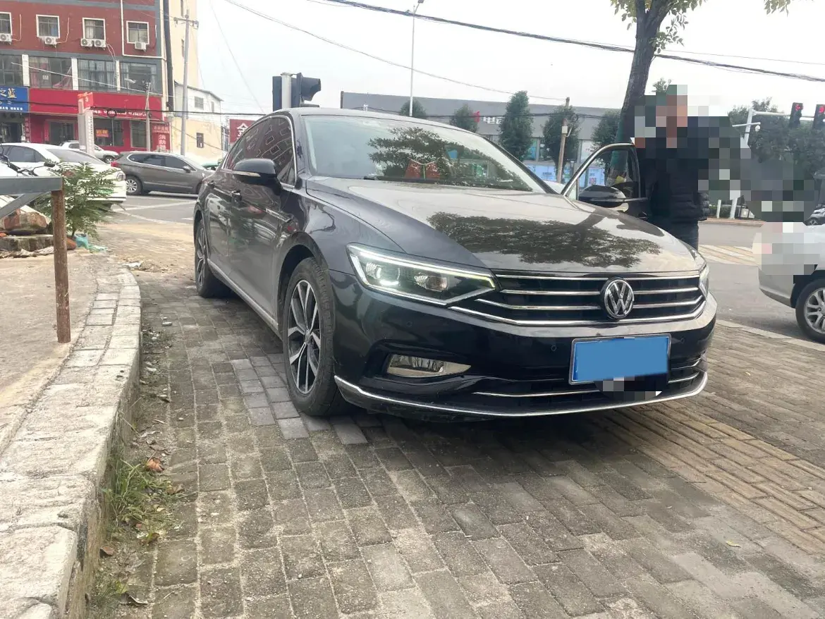 2020 VOLKSWAGEN MAGOTAN thumbnail 2