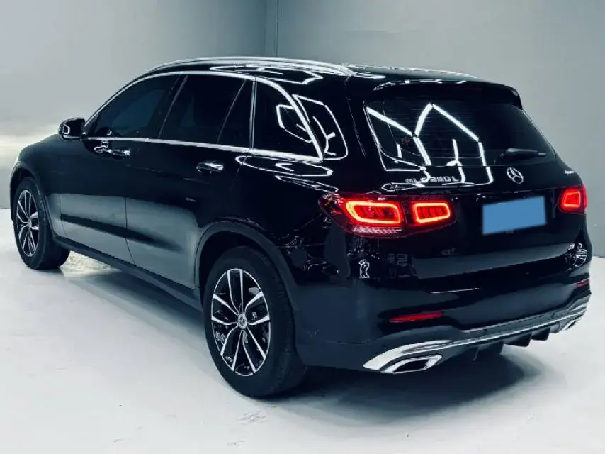 2022 MERCEDES-BENZ GLC thumbnail 2