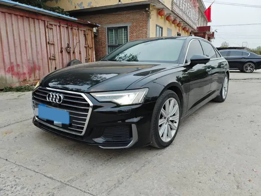 2020 AUDI A6L view 1