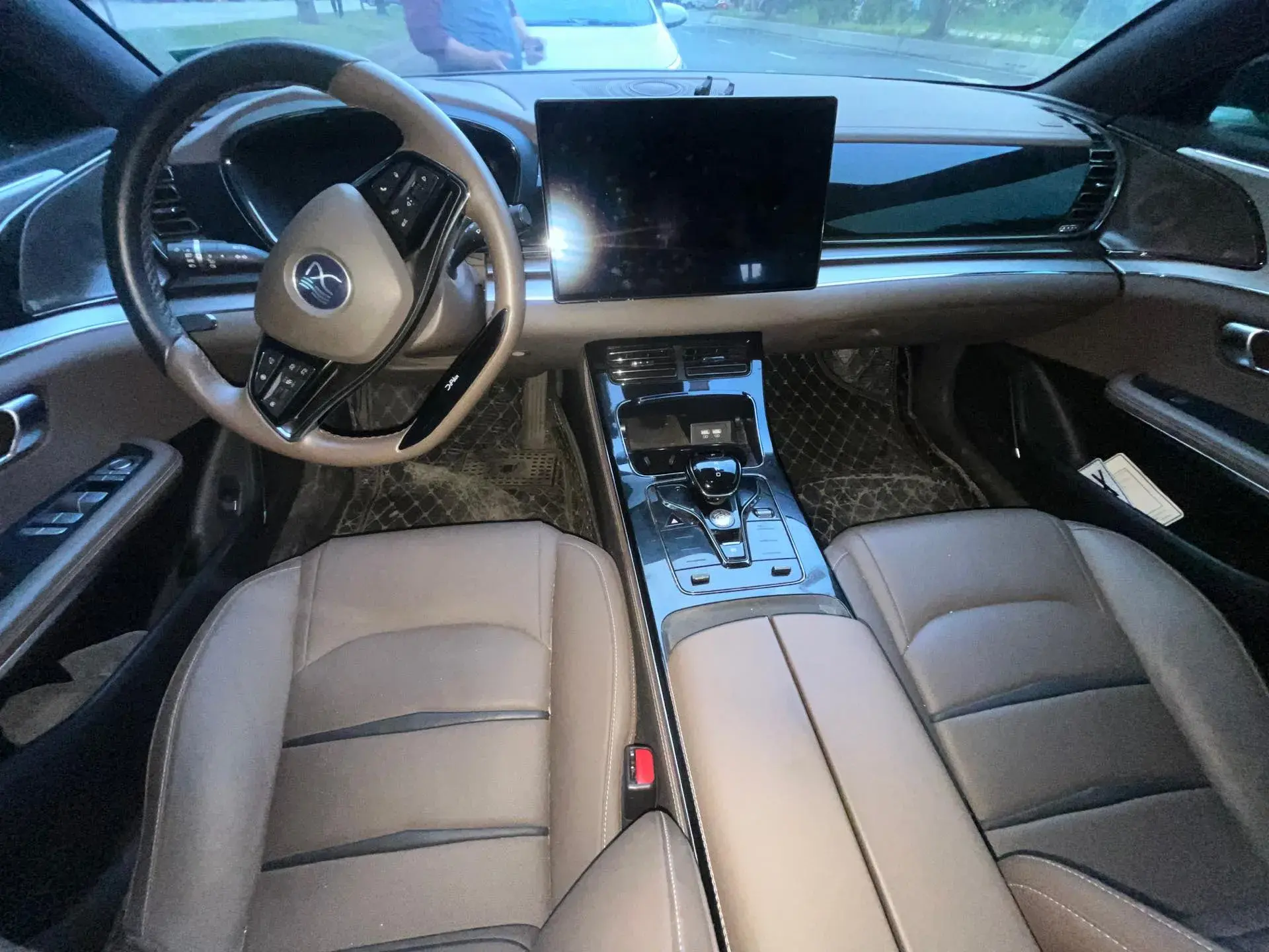 2020 BYD HAN thumbnail 4