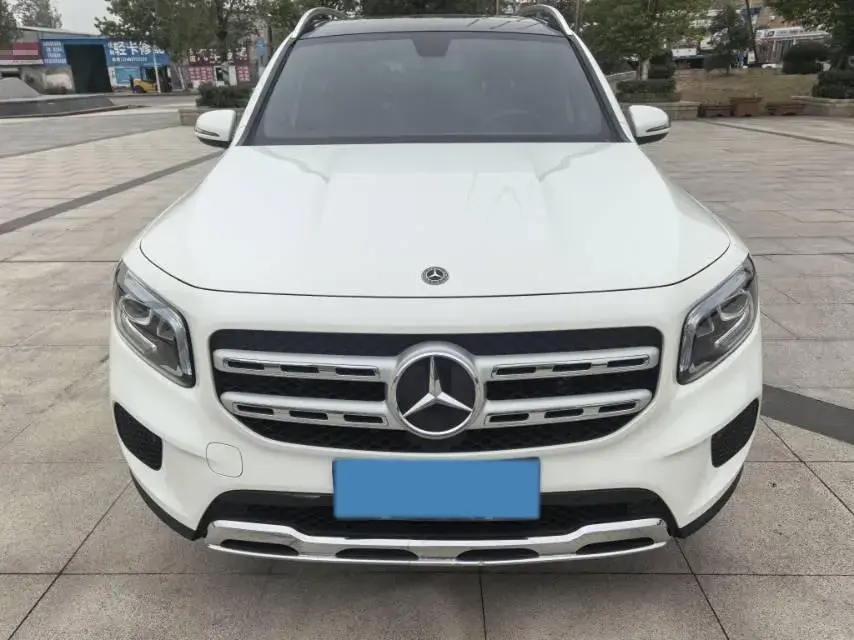 2020 MERCEDES-BENZ GLB thumbnail 2