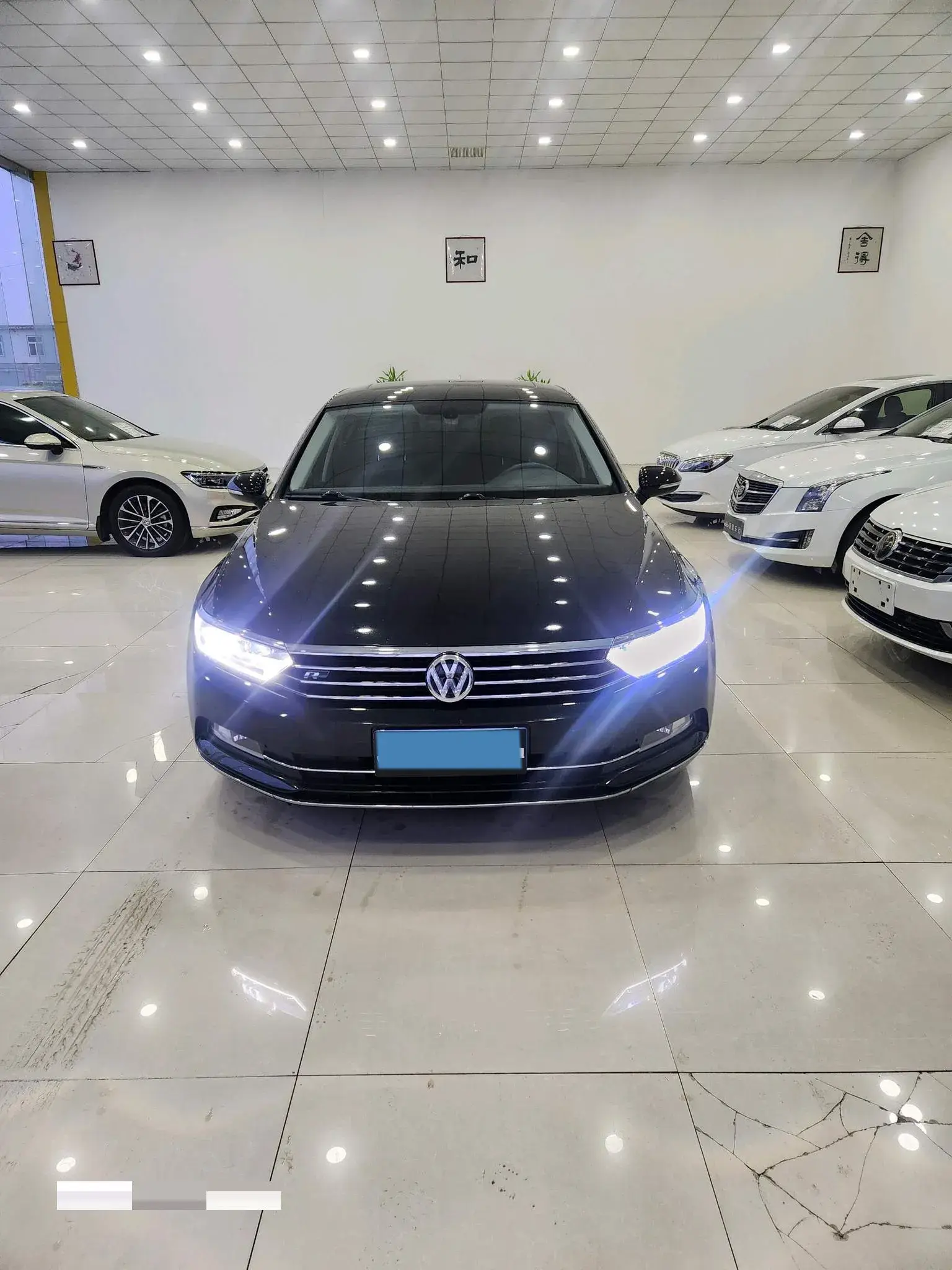 2018 VOLKSWAGEN MAGOTAN thumbnail 2