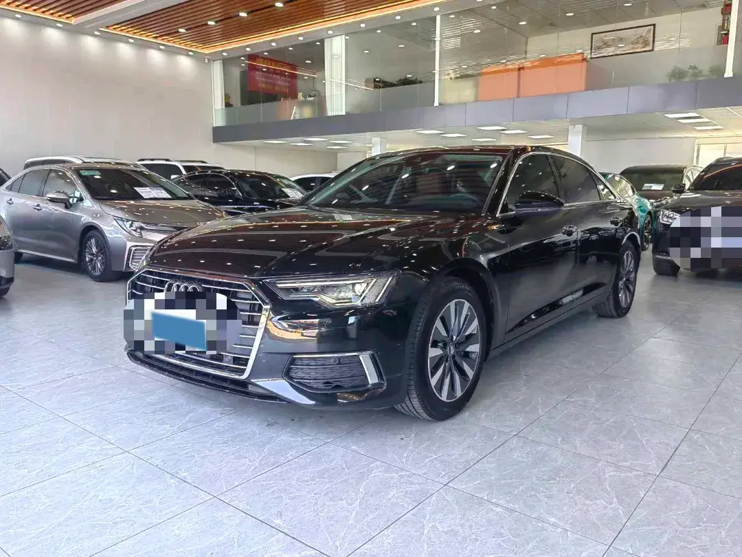 2019 AUDI A6L view 1