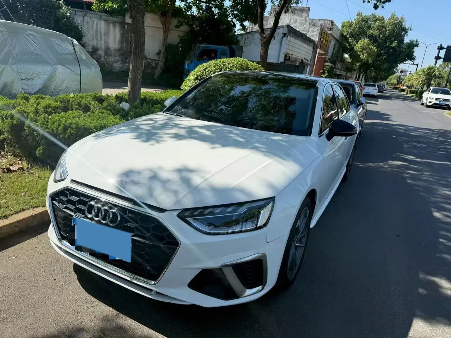 2020 AUDI A4L view 1