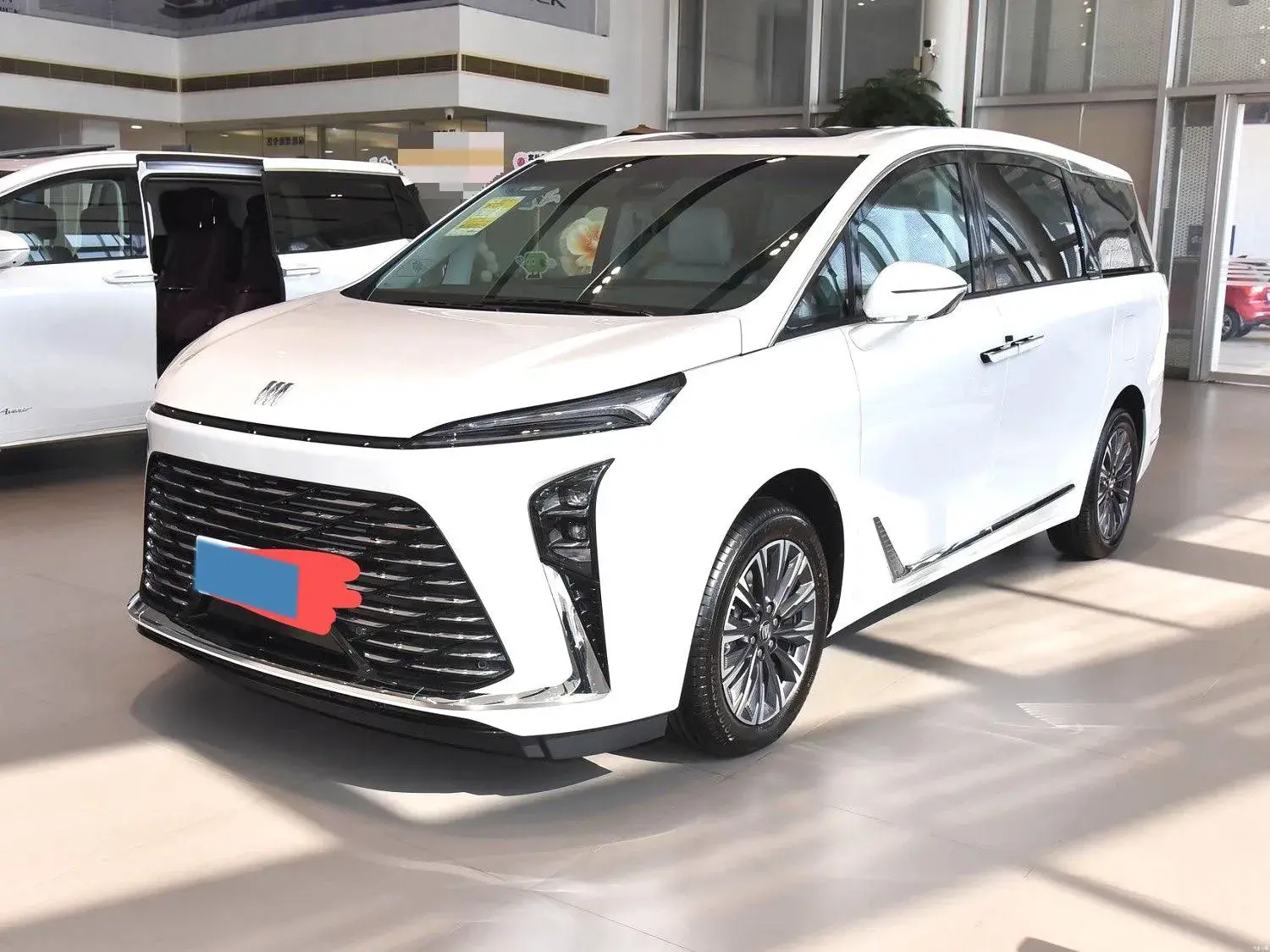 2025 BUICK GL8 view 1